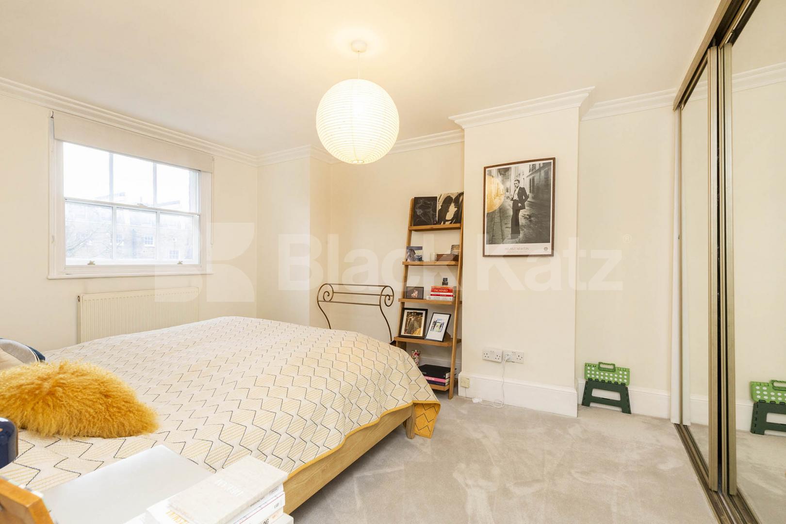 Modern furnished two bed mins to Regents Park and Camden Tube  Parkway, Regents Park